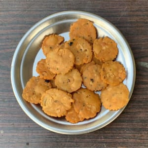 Milagu Thattuvadai